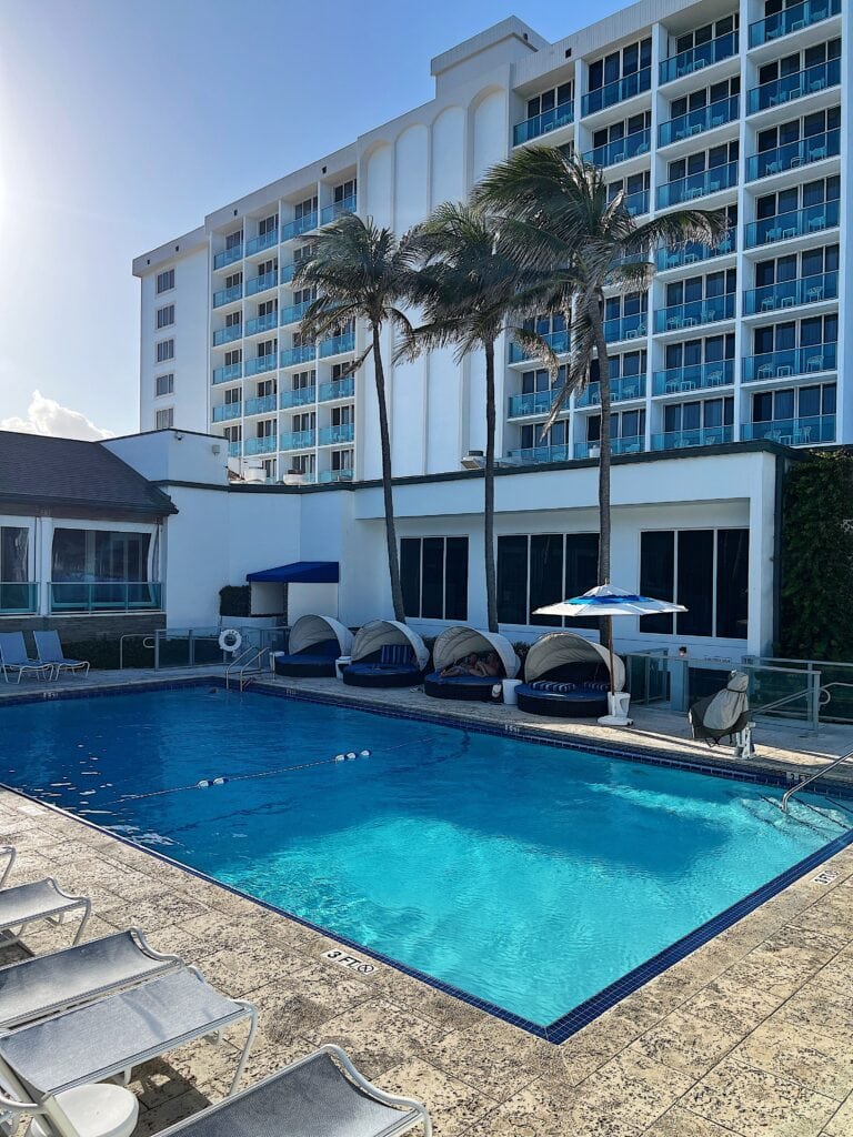 jupiter beach resort pool area